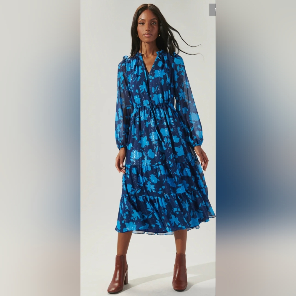 Elegant Blue Floral Long Sleeve Dress. Sugarlips Size XL. NWT